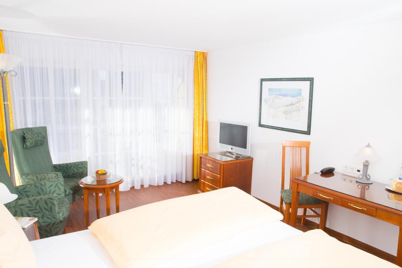 Hotel Seeperle Langenargen Eksteriør billede