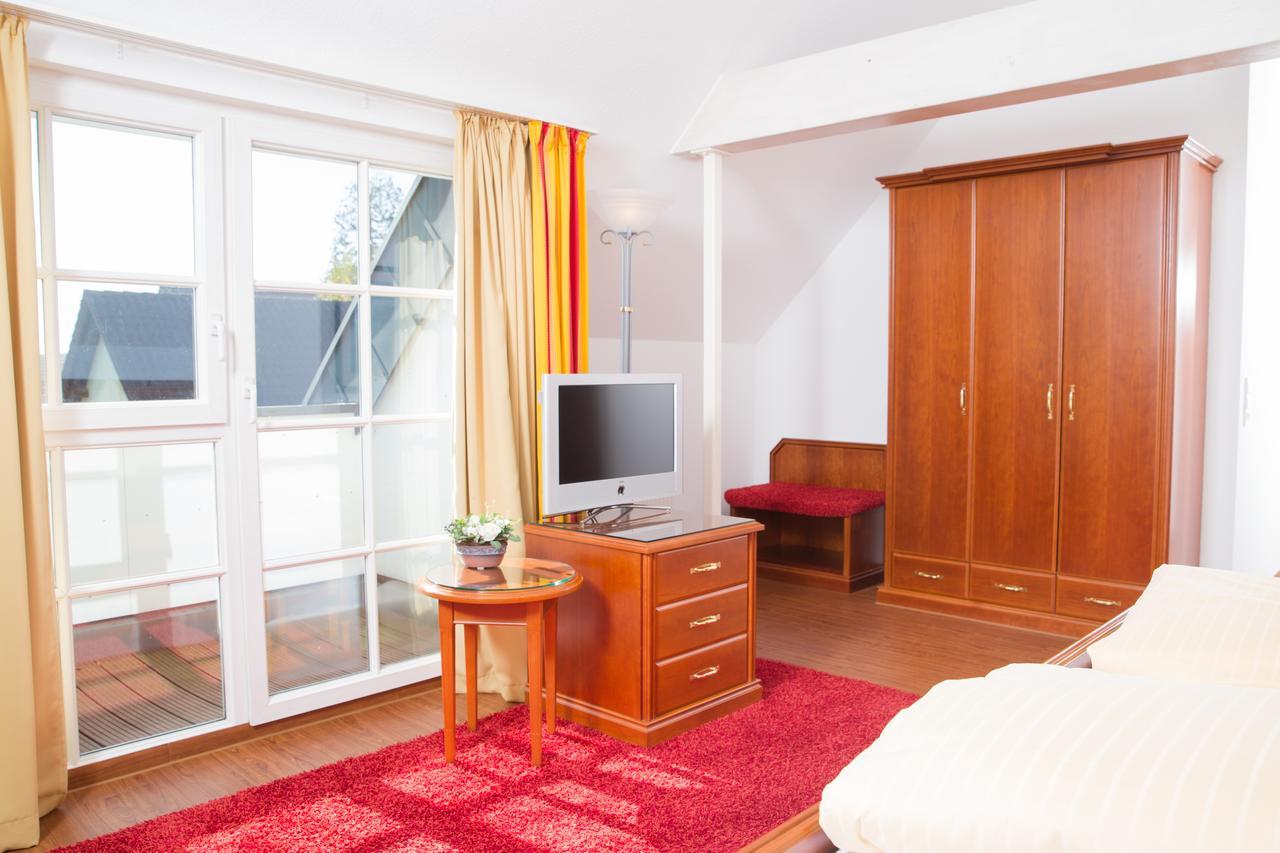 Hotel Seeperle Langenargen Eksteriør billede